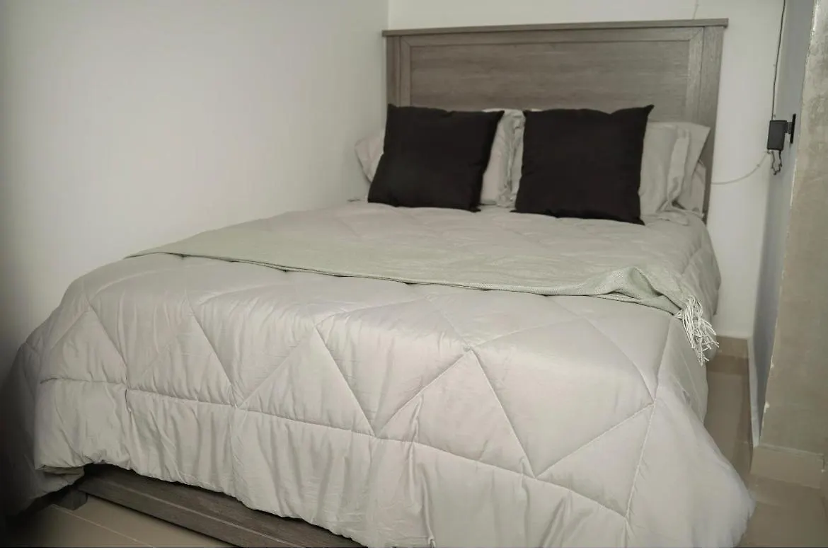 North Breeze Guest House 1 Levittown
